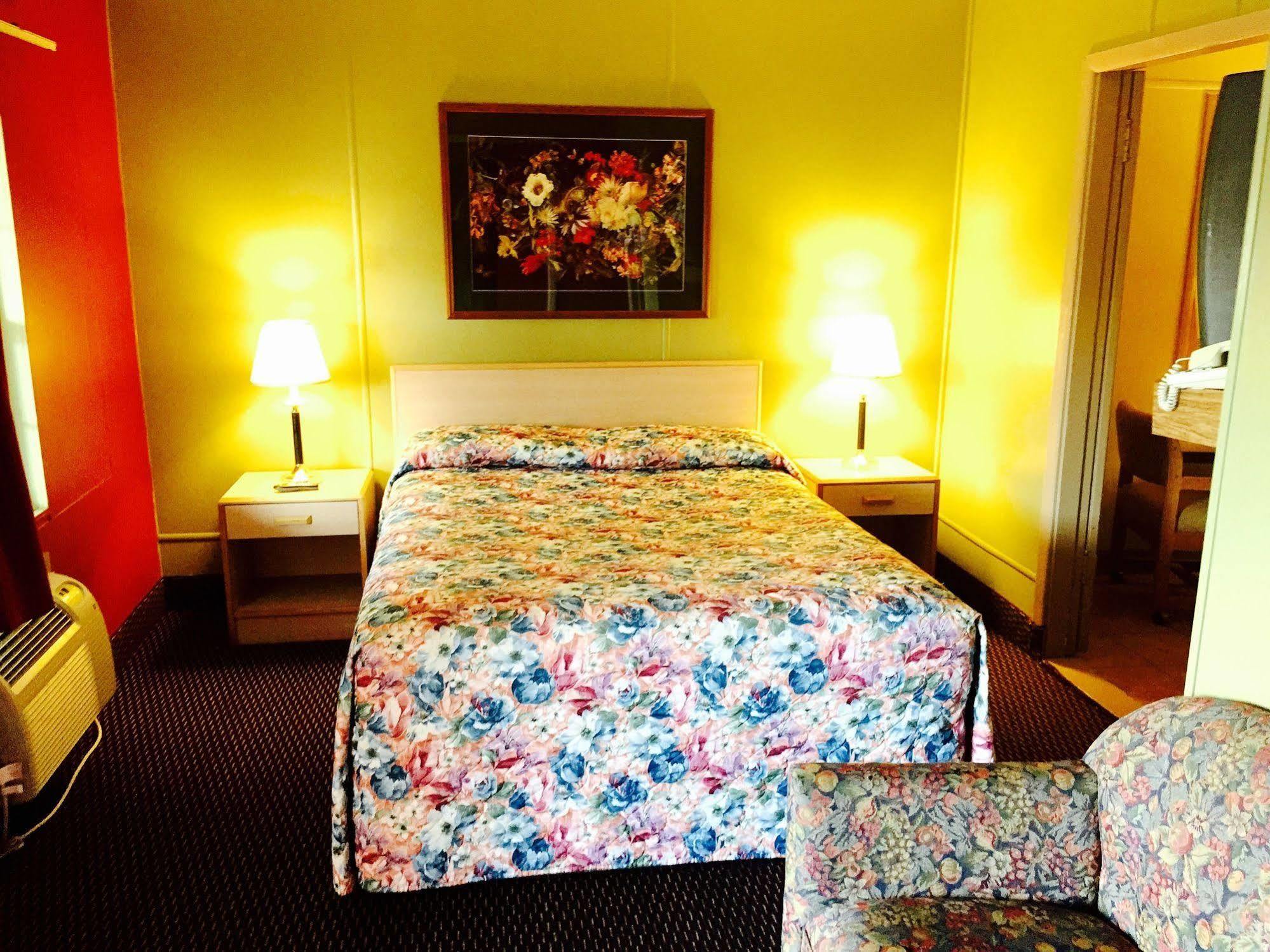 Travelers Inn Motel Salem Bagian luar foto