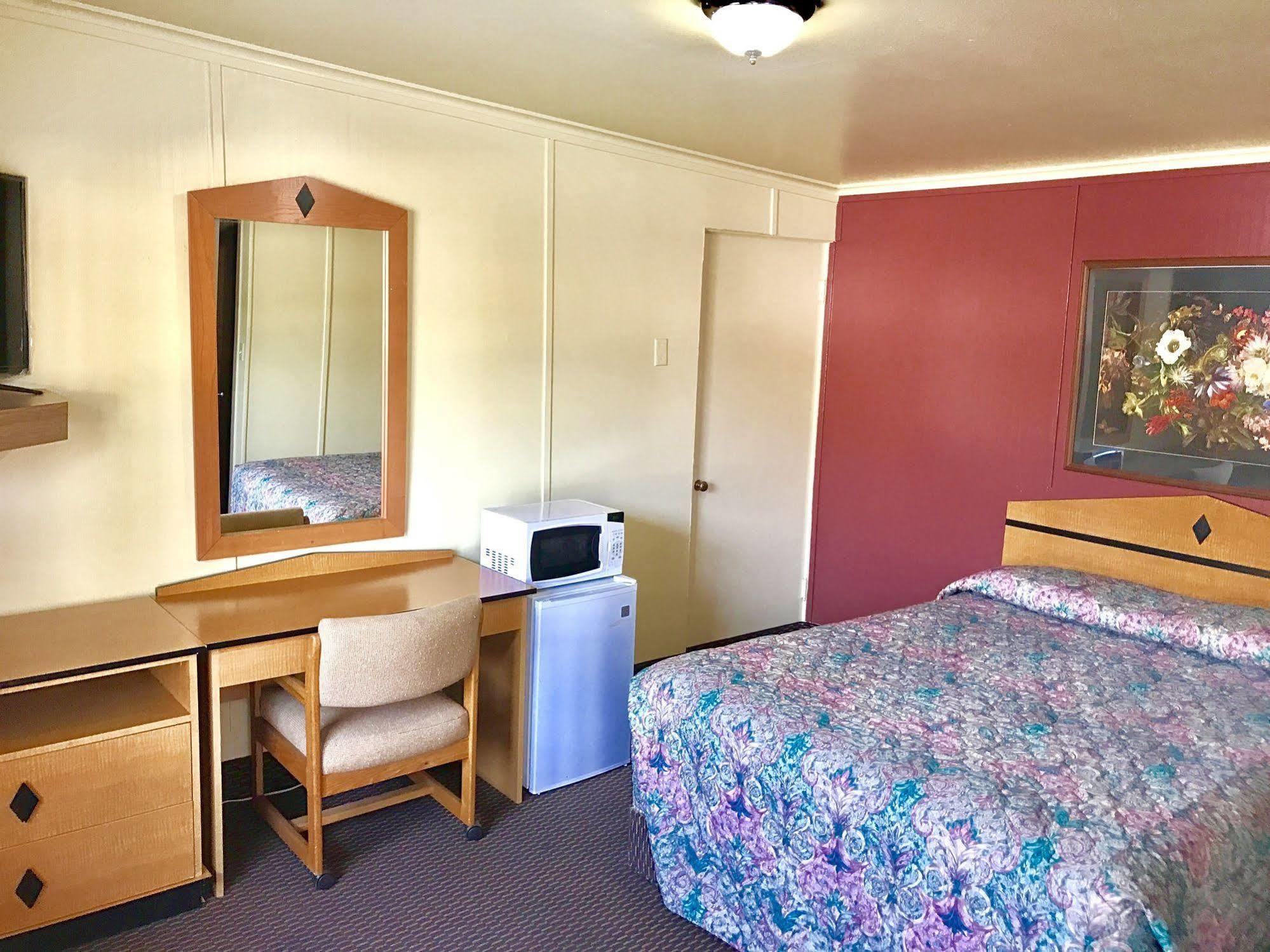 Travelers Inn Motel Salem Bagian luar foto