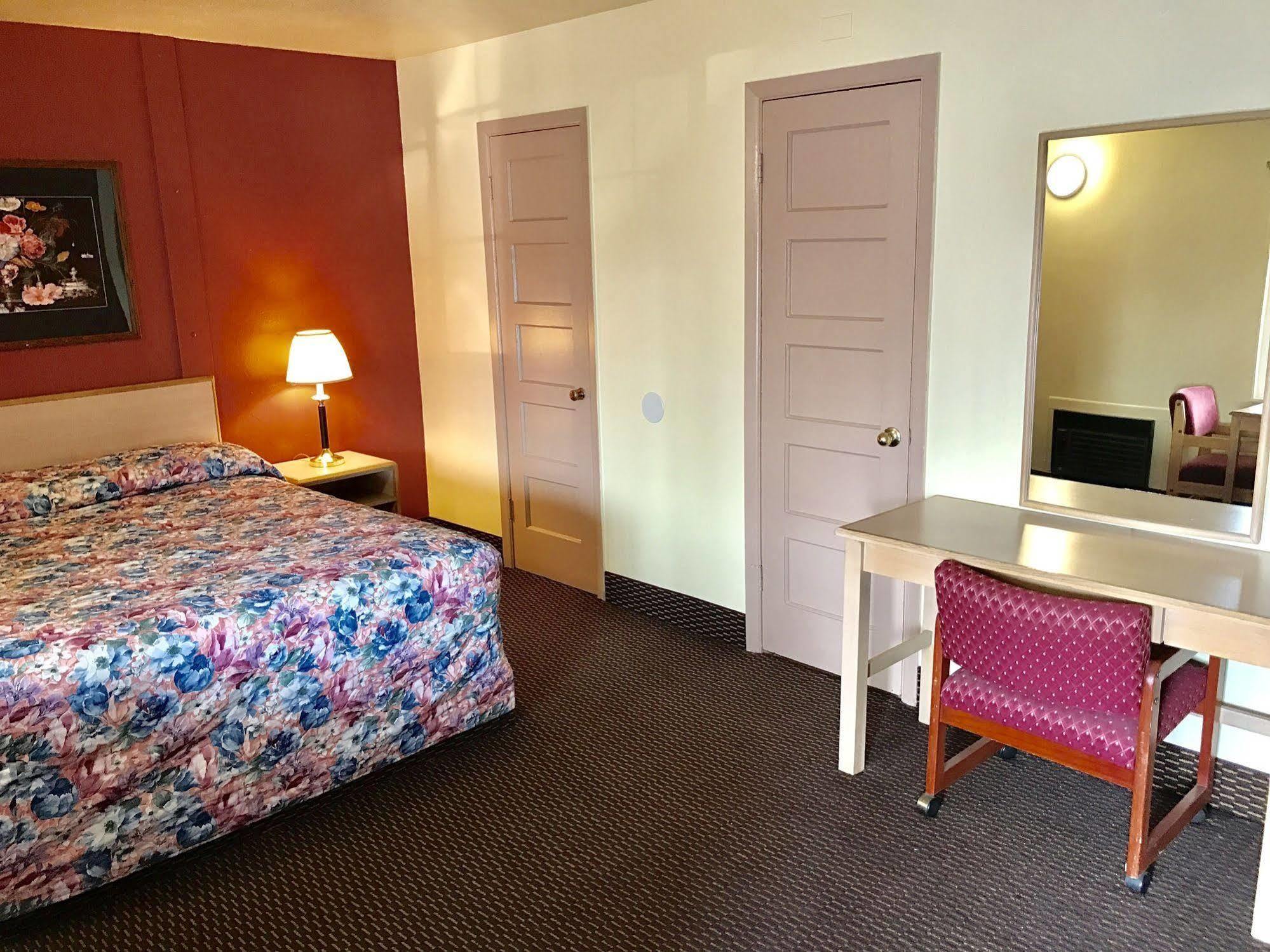 Travelers Inn Motel Salem Bagian luar foto